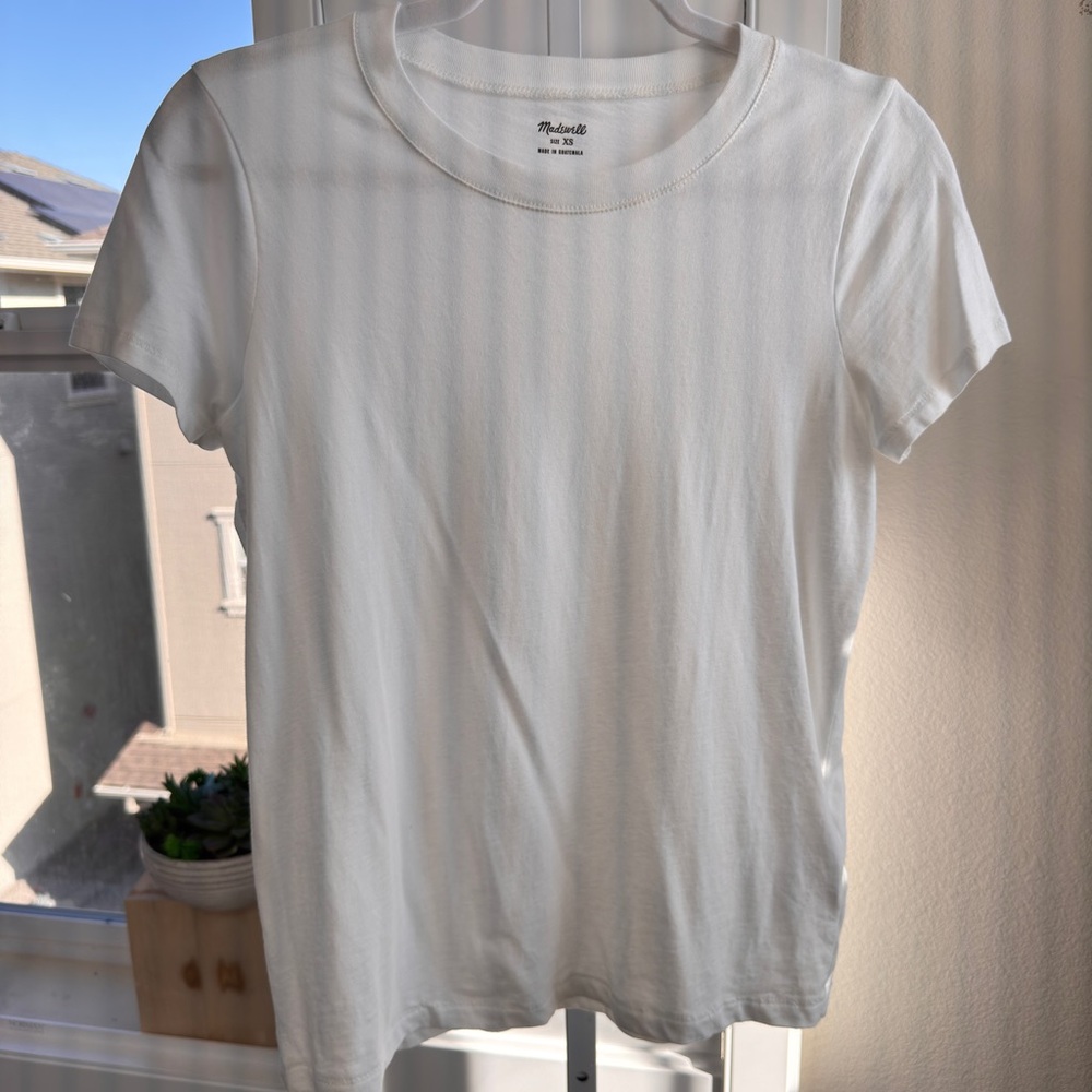 Cotton Perfect Crewneck Tee. Size XS